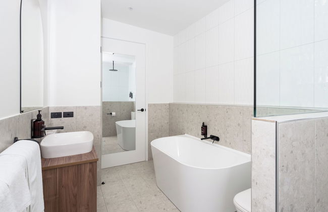 Clare Hillside Apartments - Photo 44