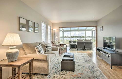 Ideally Located San Francisco Bay Home with Sunroom! - Foto 5
