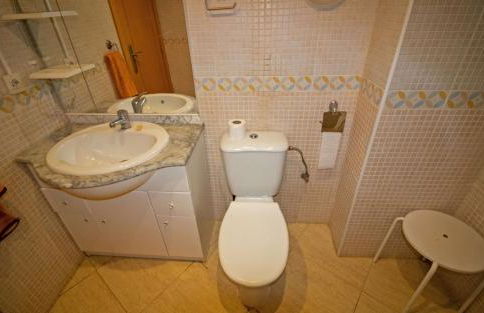 Apartamento con terraza y piscina - Marcomar Albert Villas - Photo 22