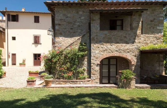 House in Tuscany With Pool & Olive Grove Views - Foto 19