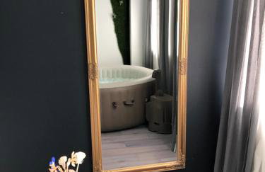 Apartment Zagreb Jacuzzi - Photo 12