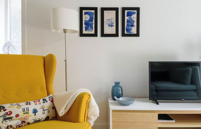 Almad3 Stylish Almada Hide-away - Photo 1