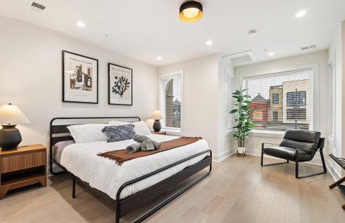 Designer 3-Bedroom Home with King Bed, Family-Friendly, Columbia Heights - Foto 37