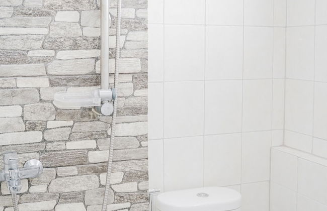 Roomy Studio Room Bintaro Park View Apartment - Foto 6