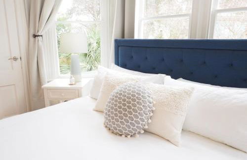 Stunning Forsyth Park Victorian - Walk to it all! - Foto 20