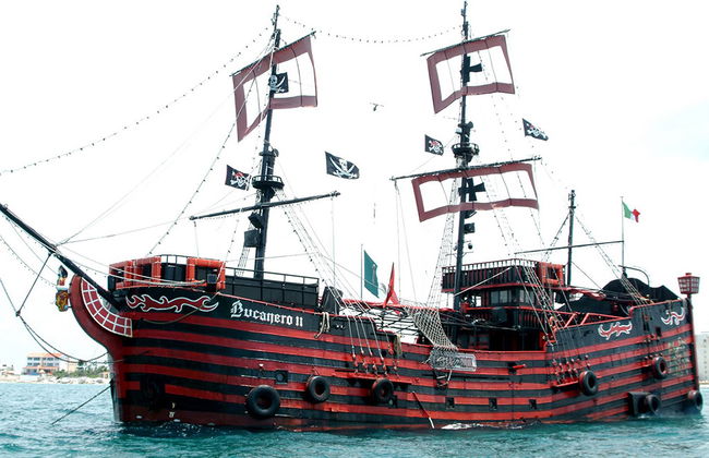 Captain Hook Show Piraten und Abendessen - Foto 1