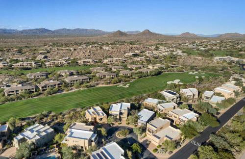 White Feather - Golf BBQ Patio Pool & Spa Access - Foto 55