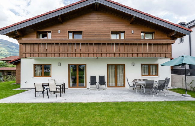 Holiday Home in ski Area in Mittersill - Foto 1