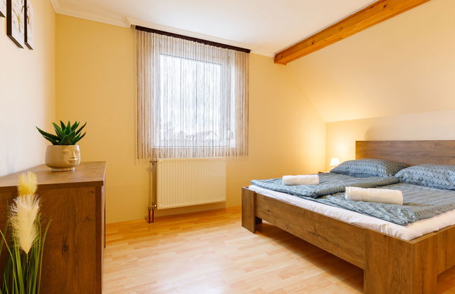 3 bedroom Apartment in Siófok with garden - Photo 7