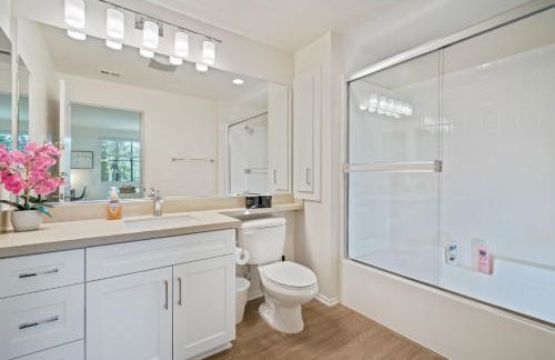 Luxury Irvine 2Bedrooms 2Bathrooms kitchen Pool apartment - Foto 2