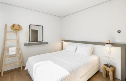 Luria Homes - Photo 150