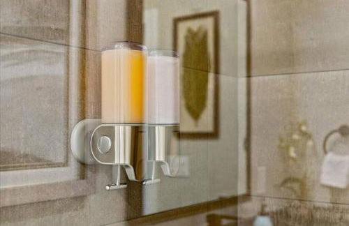 Whole House Relaxing Oasis by Fitzsimmons Campus - Photo 22