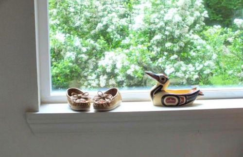 Peaceful Family Cabin on Beautiful Property, Plenty of Hiking and Fishing, 20 minutes from the coast, bordering Siuslaw National Forest, Oregon - Foto 13