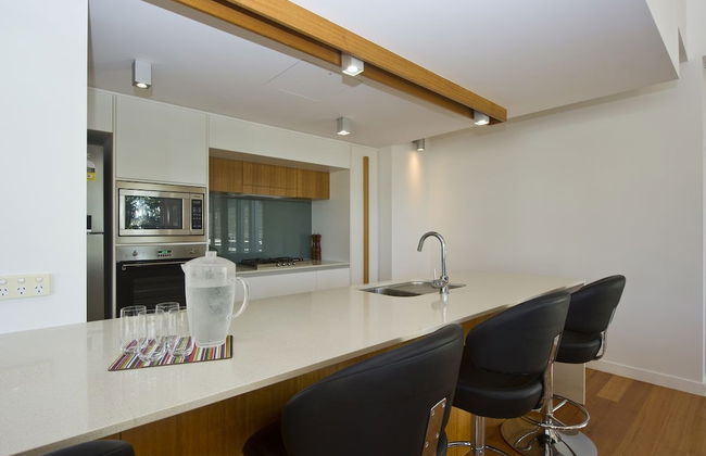 Maggies Beachfront Apt. 5 - Photo 8