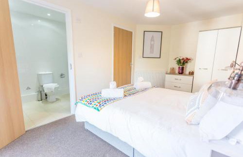 Bright 2 Bed Apartments in Marston Oxford, Free Parking, OX3 Near John Radcliffe Hospitals & University Parks - Foto 26