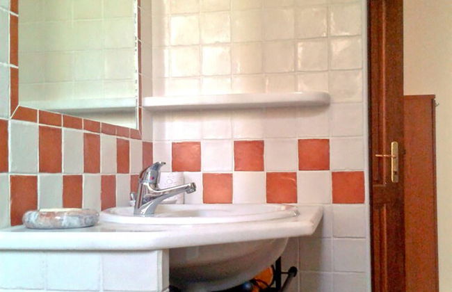 Three-room Apartment With Parking - Foto 8