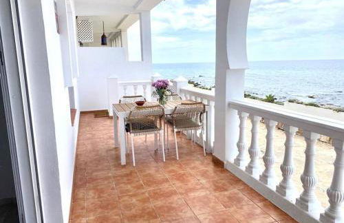 Primera Línea de Playa Increíbles vistas - Photo 3