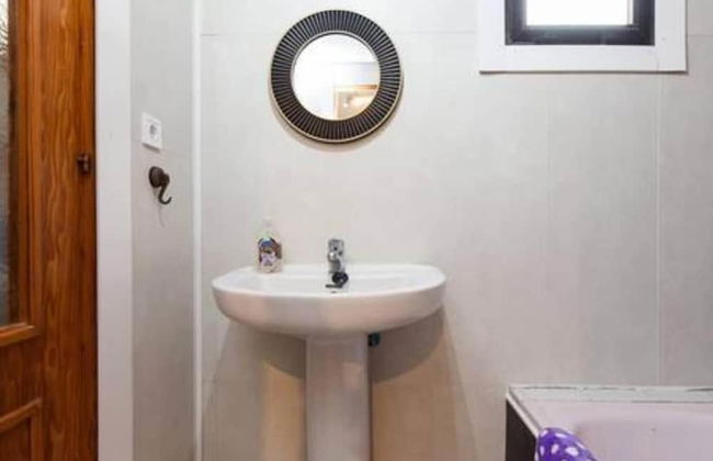 Roquetas Beach Apartment - Photo 22