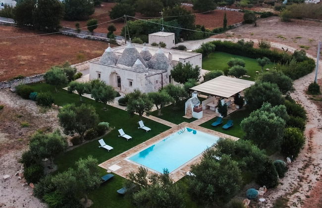 Luxury Trulli Terrarossa With Pool - Photo 1