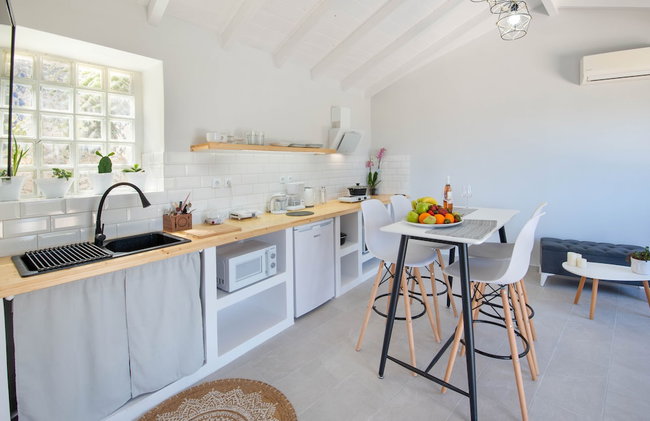 Paxos Couple House By Konnect - Photo 21