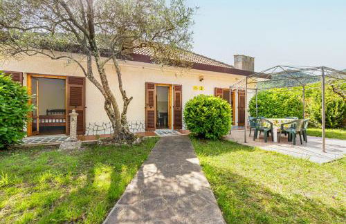 GuestHost - Yunger House with Garden and Balcony x5 - Foto 1