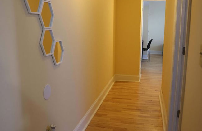 Close to Campus Student Housing - Amenities - Photo 9