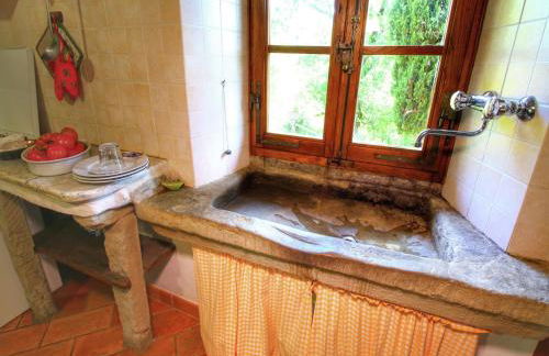 Rustic Holiday Home in Ortignano with Swimming Pool - Foto 20