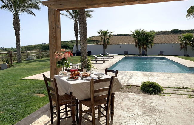 Charming Villa With Swimming Pool - Foto 22