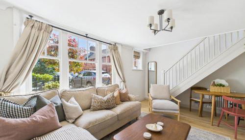 Cosy Chester Cottage - Quaint Stay Sleeps 2-5 - Foto 1