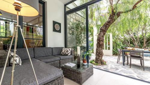 Magical Villa with Secluded Garden - Beach, Port & Centre - Foto 5