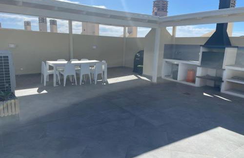 Excelente ático con gran terraza y barbacoa en Canet d'en Berenguer - Photo 33