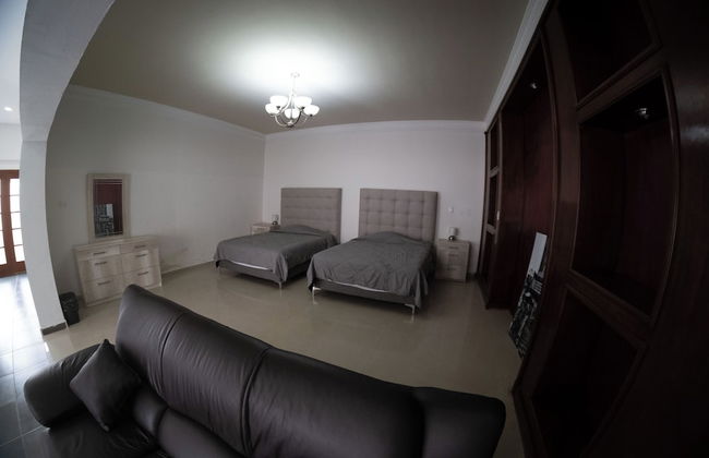 Room in Lodge - Spacious Apartment for 2 People - Photo 8