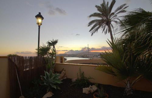 BEACH FRONT GRANILLO - ocean view, garden, bright and comfortable, Wi-Fi - Photo 19