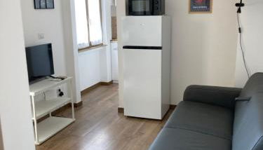 Monolocale con ampio terrazzo - Foto 5