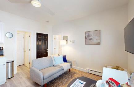 MitHarvard, Central Sq, 2 room studio w Porch - Foto 8