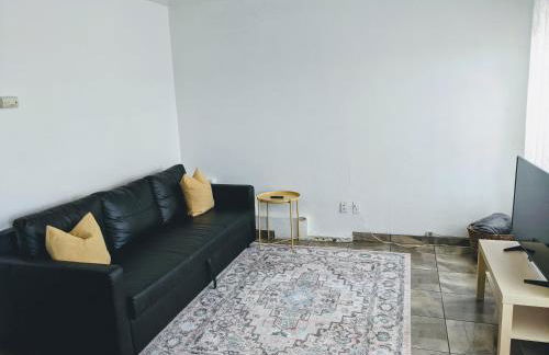 Centrally Located 2 Master Bedrooms to Explore all San Diego has to Offer - Foto 6