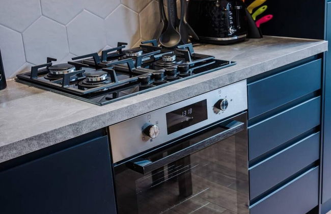 Host Apartments The Georgian Coach House 2 - Photo 10