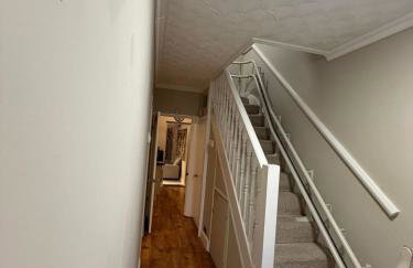 5 Bed cosy family home near Heathrow l London - Foto 8