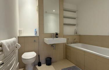 Modern 2 Bedroom Apartment in Kings Cross, London, N1 - Foto 8