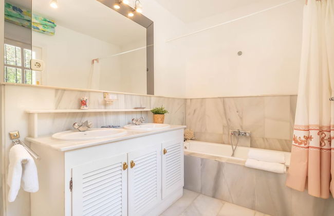 Cortijo Villa Padierna El Lago - Photo 13