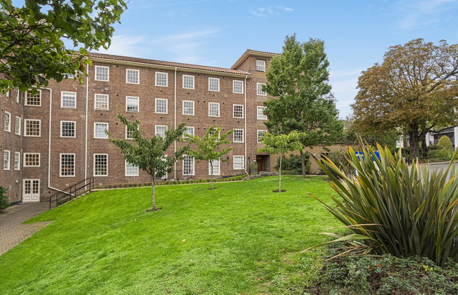 Peaceful Putney Apartment by Underthedoormat - Foto 10