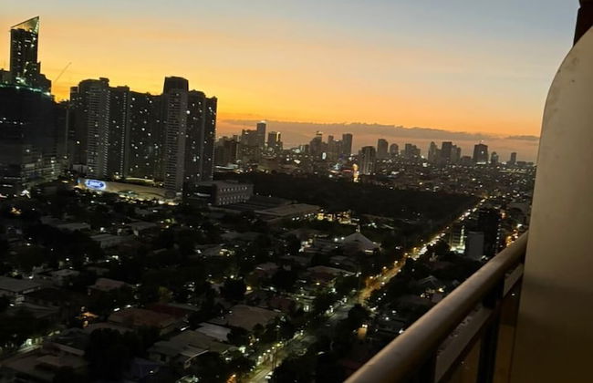 One Bedroom with Balcony City view - Photo 13