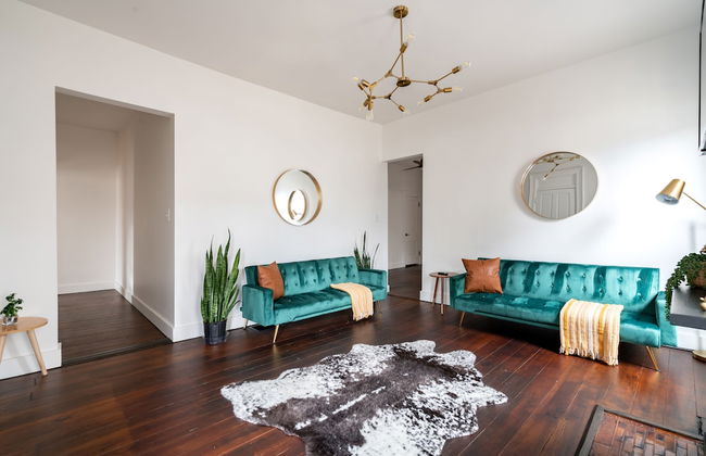 NEW Luxe Pet Friendly Free Parking Downtown - Foto 45