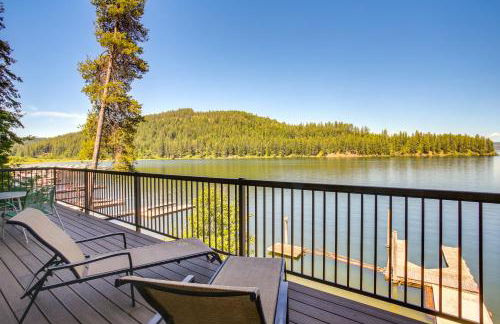 Beautiful Lake Coeur dAlene Retreat Deck and View! - Foto 1