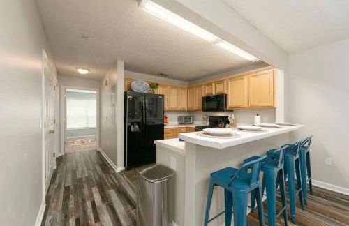 Vibrant Living Near Auburn University l 4BR 4BA - Foto 11