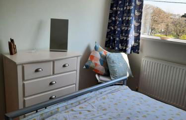 Spacious 3 bed holiday home, New Forest, Milford-on-Sea, close to beach - Photo 13