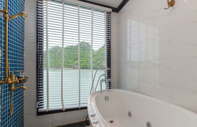 Lotus D'Orient Cruise - Foto 47