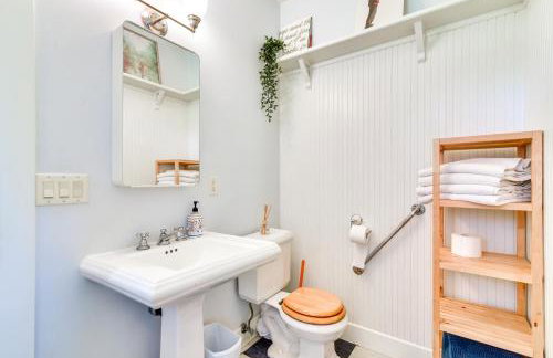 Rainier Home on 20 Acres with Blueberry Farm! - Foto 24