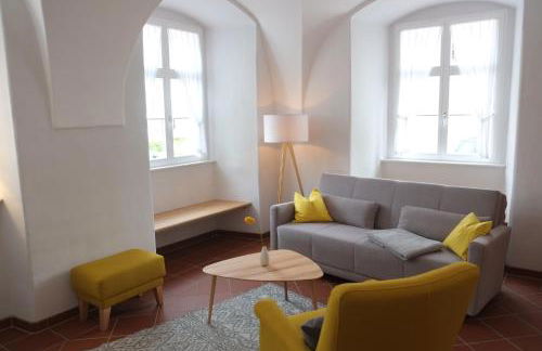 60qm Wohnung Naabtal im historischen Pfarrhaus Pielenhofen - Foto 1