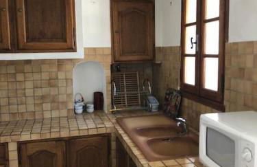 Fontaine-de-Vaucluse : maison avec vues - Foto 9